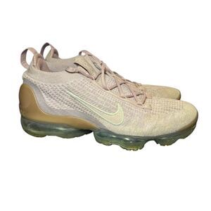 Nike Air VaporMax Flyknit 2021 Women’s Size 10.5 Purple Athletic Shoes Sneakers